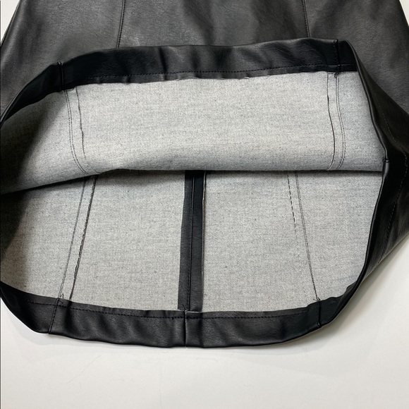 Forever 21 Faux Leather Mini Skirt - Picture 5 of 6